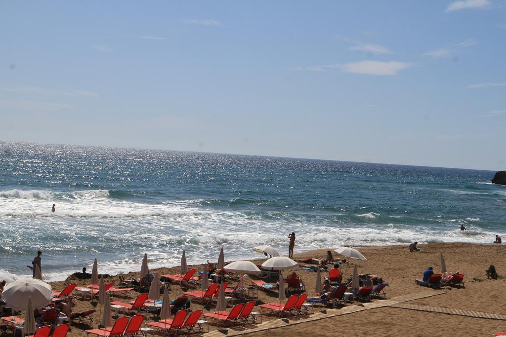 Glyfada Gorgona Apartments ภายนอก รูปภาพ