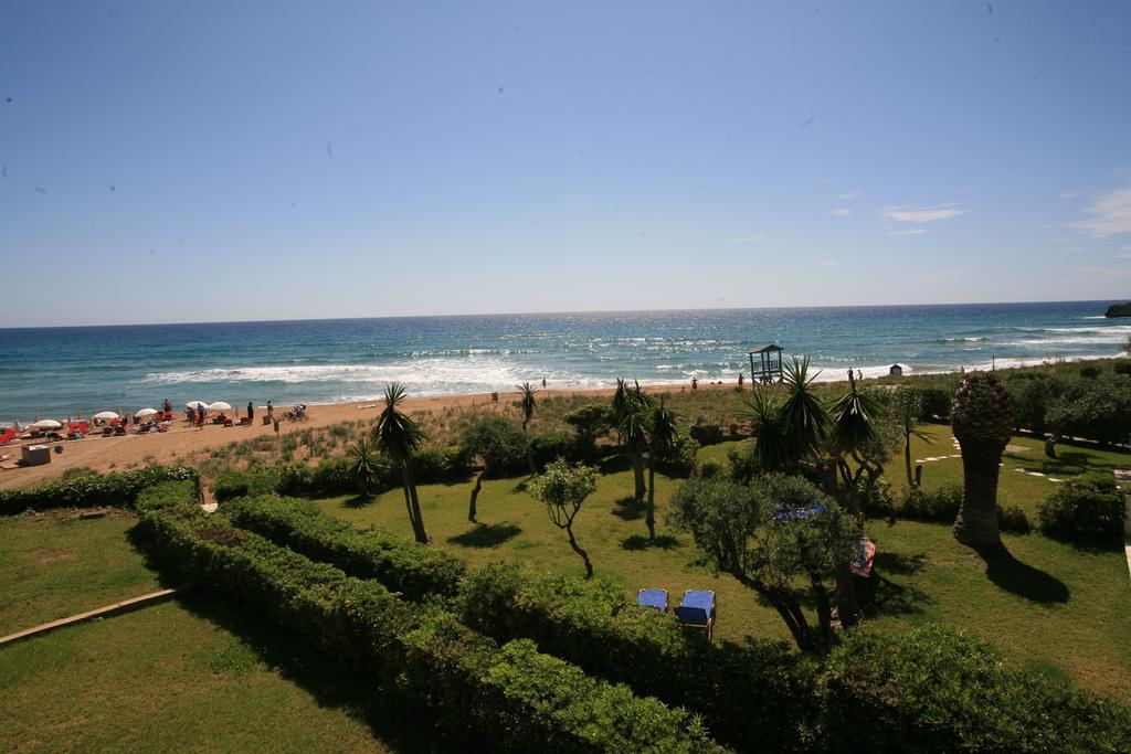 Glyfada Gorgona Apartments ภายนอก รูปภาพ