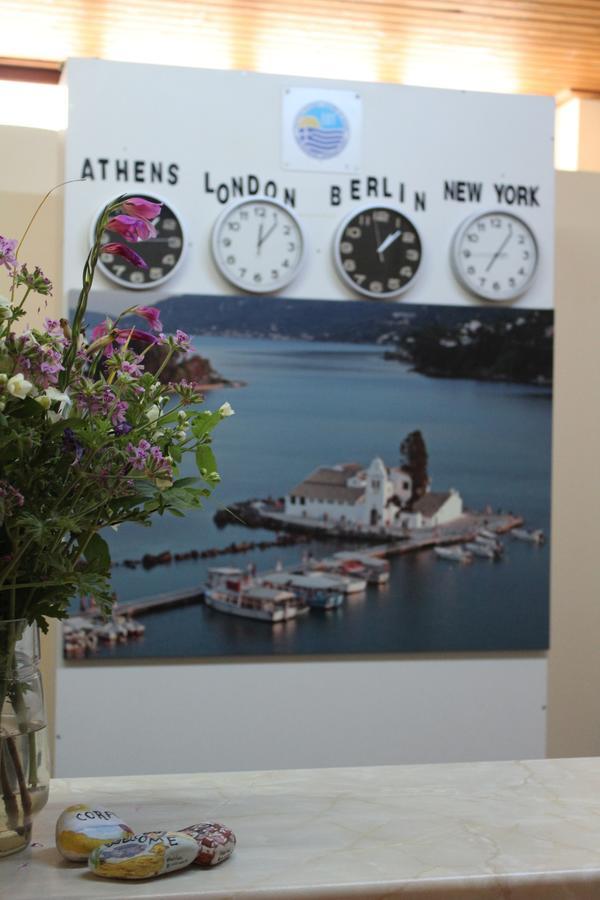 Glyfada Gorgona Apartments ภายนอก รูปภาพ
